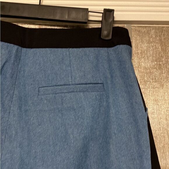 Helplessly Stylish Blue Jeans with Black Sash, US0 - Picture 11 of 13